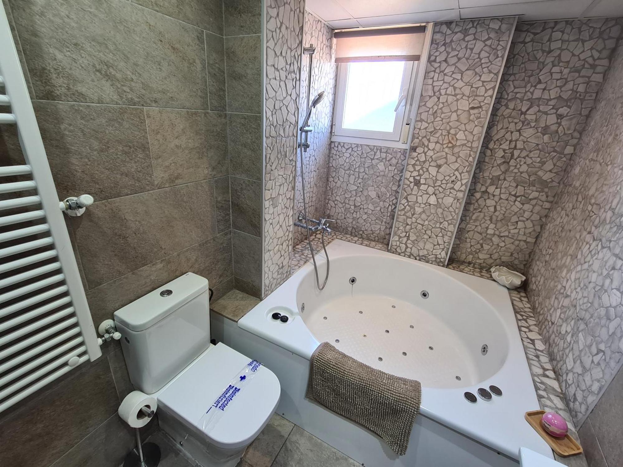 Dos Torres Ribera Play & Relax Con Jacuzzi Y Cine Zaragoza Exterior foto